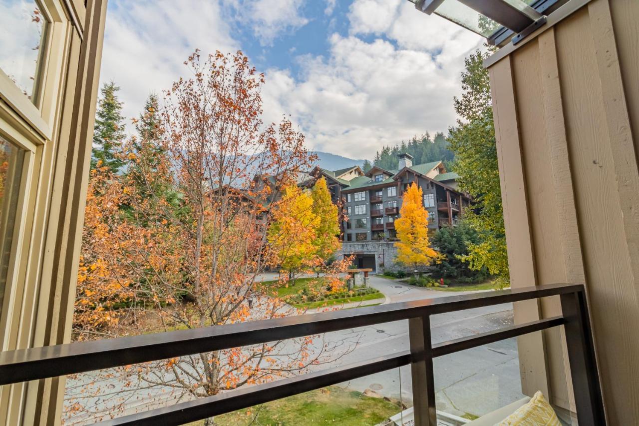 Lake Placid Lodge By Elevate Vacations Whistler Eksteriør billede