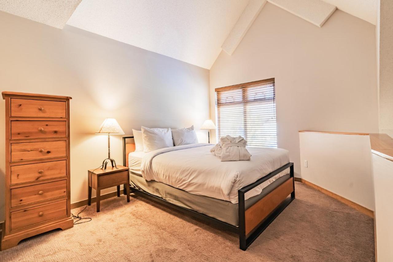 Lake Placid Lodge By Elevate Vacations Whistler Eksteriør billede