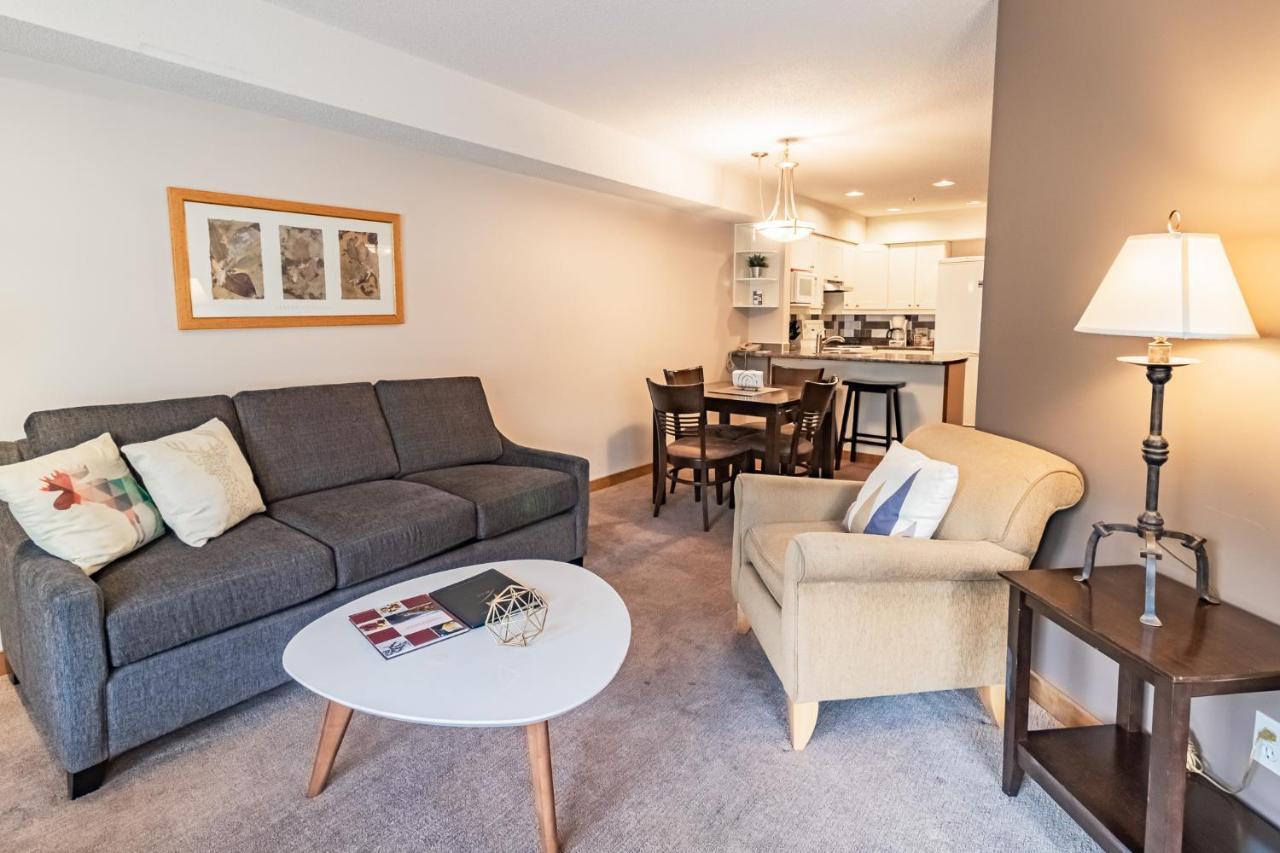 Lake Placid Lodge By Elevate Vacations Whistler Eksteriør billede