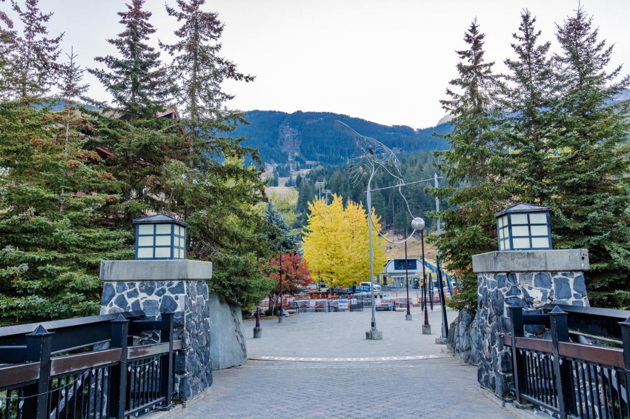 Lake Placid Lodge By Elevate Vacations Whistler Eksteriør billede